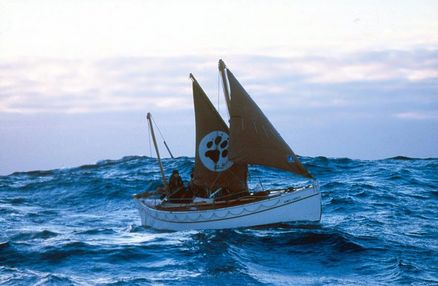 Nachbau des historischen Rettungsbootes „James Caird“